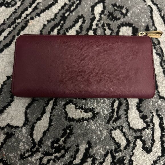 Michael Kors Selma Medium Top Zip Satchel & Wallet - Picture 10 of 13